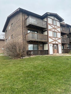 /international/us/3682-w-119th-street-alsip-il-110109134144/