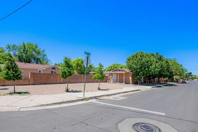 /international/us/704-pacific-avenue-sw-albuquerque-nm-110120830017/