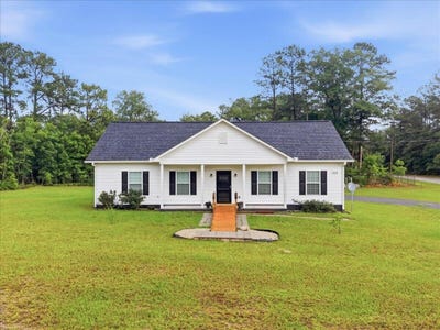 /international/us/164-miracle-drive-eutawville-sc-110108408389/
