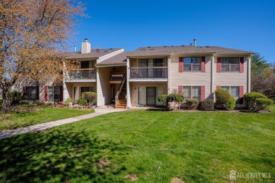 /international/us/88-crabapple-lane-franklin-nj-110107285583/