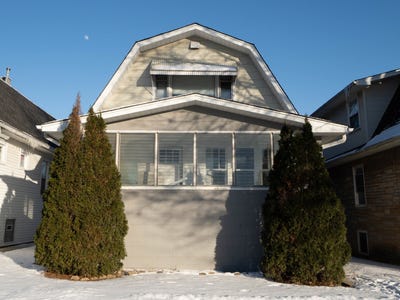 /international/us/2203-n-74th-avenue-elmwood-park-il-110105392189/