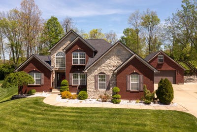 /international/us/9535-harpers-ferry-drive-florence-ky-110100799343/