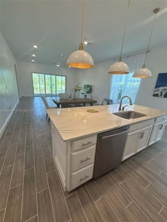 /international/us/4710-sw-ardsley-dr-stuart-fl-110108426183/