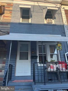 /international/us/341-s-9th-street-reading-pa-110105033082/