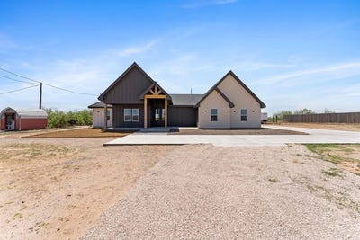 /international/us/1415-n-county-rd-1110-midland-tx-110107615122/