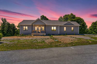 /international/us/944-lakepoint-drive-albany-ky-110107984996/