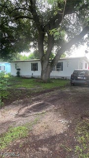 /international/us/8065-ebson-drive-north-fort-myers-fl-110110407738/