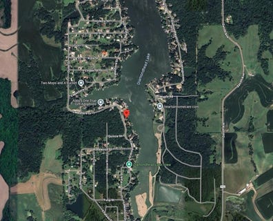 /international/us/8362-lakeshore-drive-dexter-ia-110101641034/