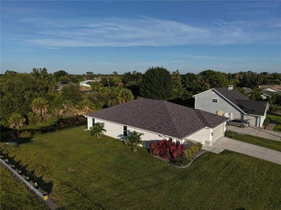 /international/us/7418-rosemont-drive-englewood-fl-110120460573/