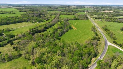 /international/us/00004-county-road-1077-parker-ks-110107400169/