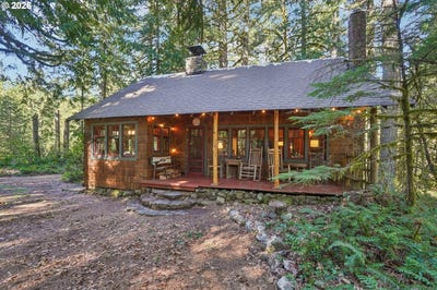 /international/us/75804-mount-hood-hwy-rhododendron-or-110107289280/