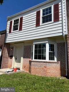 /international/us/8143-community-drive-manassas-va-110108532253/