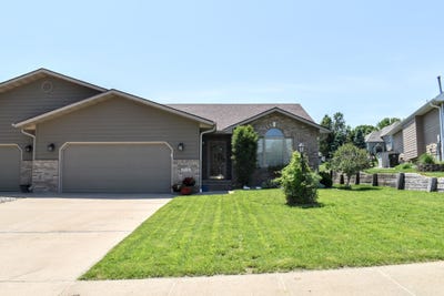 /international/us/4751-birch-way-sioux-city-ia-110108339428/