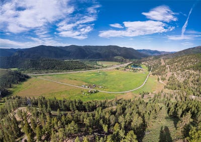 /international/us/31022-beavertail-road-clinton-mt-110102402685/