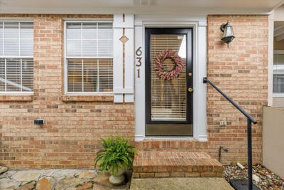 /international/us/631-westview-road-chattanooga-tn-110106470552/