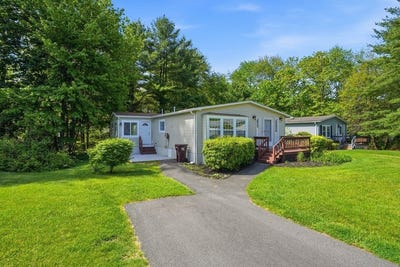 /international/us/6-evergreen-circle-rockland-ma-110108414605/