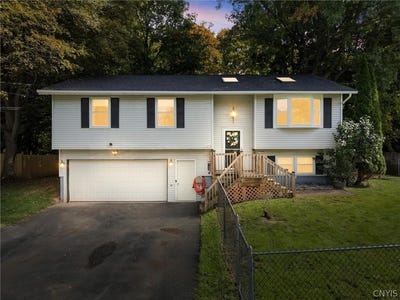 /international/us/215-birchwood-boulevard-baldwinsville-ny-110120087235/
