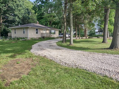 /international/us/23290-north-avenue-battle-creek-mi-110101074167/