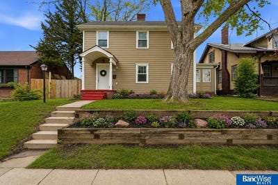 /international/us/2740-s-13-street-lincoln-ne-110108547932/