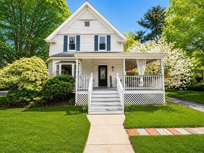 /international/us/38-hope-street-attleboro-ma-110107961121/