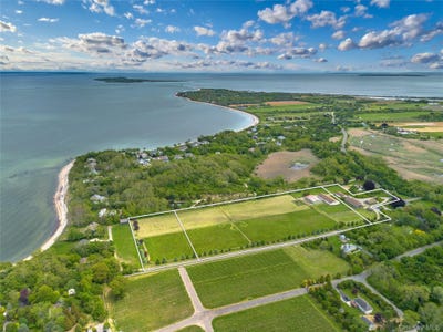 /international/us/29525-main-orient-ny-110107459887/
