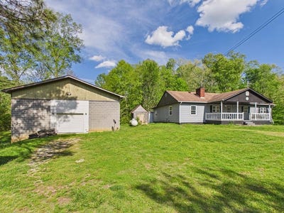 /international/us/184-kentucky-1624-flat-gap-ky-110107630096/