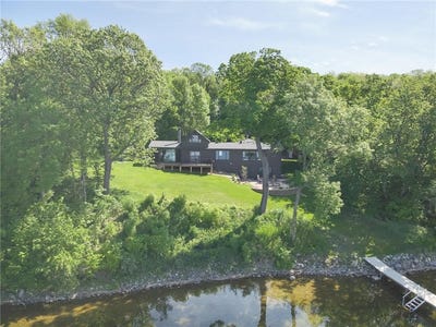 /international/us/31031-e-jewett-drive-fergus-falls-mn-110106447091/