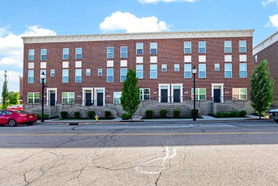 /international/us/24-n-center-street-springfield-oh-110107876925/