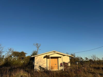 /international/us/5528-adalee-road-panama-city-fl-110098311462/