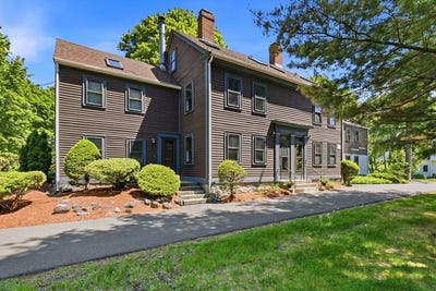 /international/us/307-maple-street-danvers-ma-110108342160/