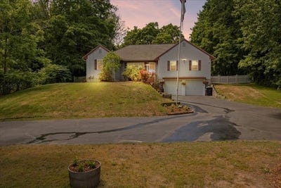/international/us/115-springhill-ave-bridgewater-ma-110108664965/