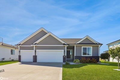 /international/us/308-creekside-drive-southwest-bondurant-ia-110120133621/