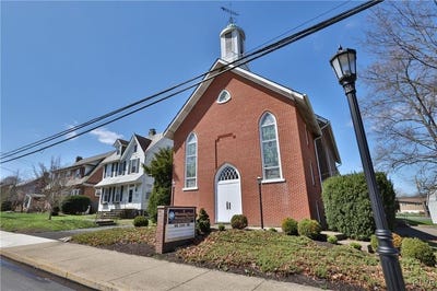 /international/us/238-s-main-street-coopersburg-boro-pa-110098564055/?lang=en