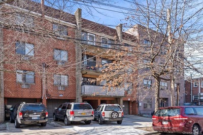 /international/us/140-12-33rd-avenue-flushing-ny-110119944875/