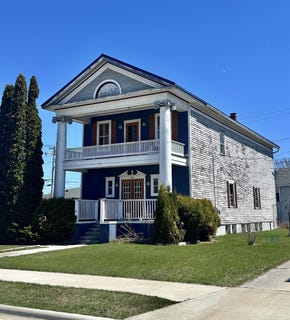 /international/us/602-3rd-street-algoma-wi-110107481745/