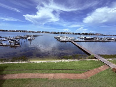 /international/us/214-sw-miracle-strip-parkway-fort-walton-beach-fl-110109795029/