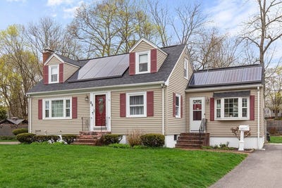 /international/us/22-baker-st-brockton-ma-110107633121/