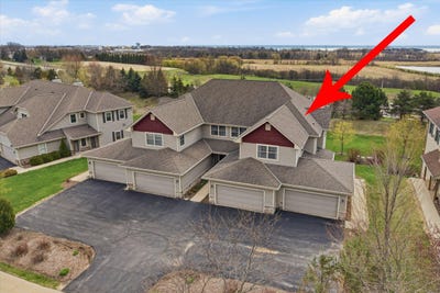 /international/us/1664-new-port-vista-dr-port-washington-wi-110107654151/