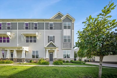 /international/us/2722-lily-lane-rolling-meadows-il-110109232746/