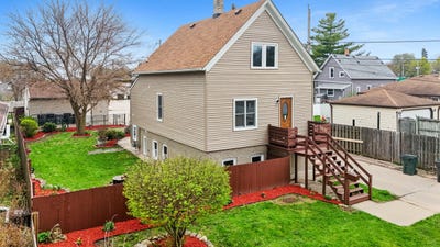 /international/us/1637-maple-st-south-milwaukee-wi-110107612668/