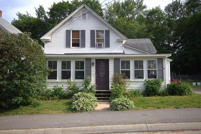 /international/us/30-burnham-street-old-town-me-110100417914/