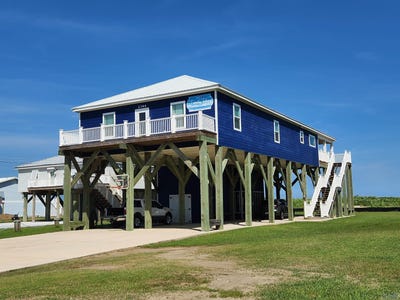 /international/us/2394-highway-1-grand-isle-la-110092205893/