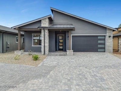 /international/us/2749-s-vega-street-flagstaff-az-110104873824/