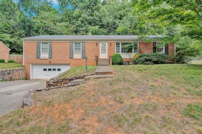 /international/us/3331-longhorn-rd-roanoke-va-110108932113/