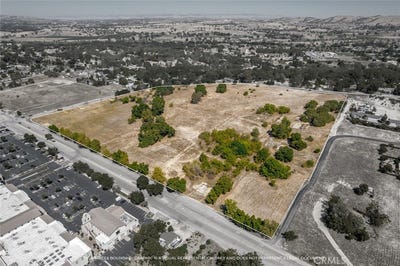 /international/us/2115-el-camino-real-atascadero-ca-110107034520/