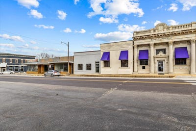 /international/us/106-e-commercial-street-mansfield-mo-110098515728/