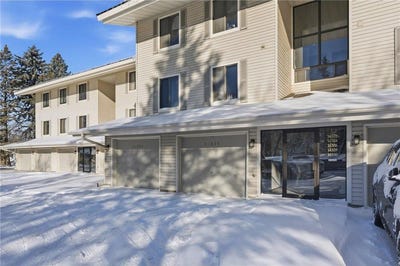 /international/us/14326-fairway-drive-eden-prairie-mn-110105710726/