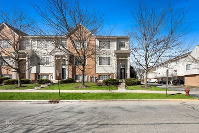 /international/us/7504-claridge-drive-bridgeview-il-110107172917/