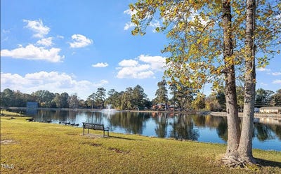 /international/us/407-e-williams-street-angier-nc-110100864097/?lang=zh-cn