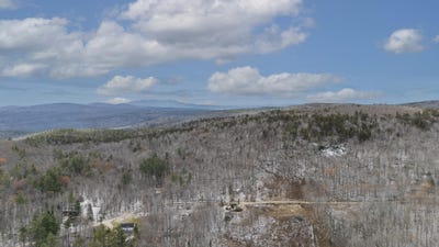 /international/us/163-quaker-path-wilmot-nh-110103759974/